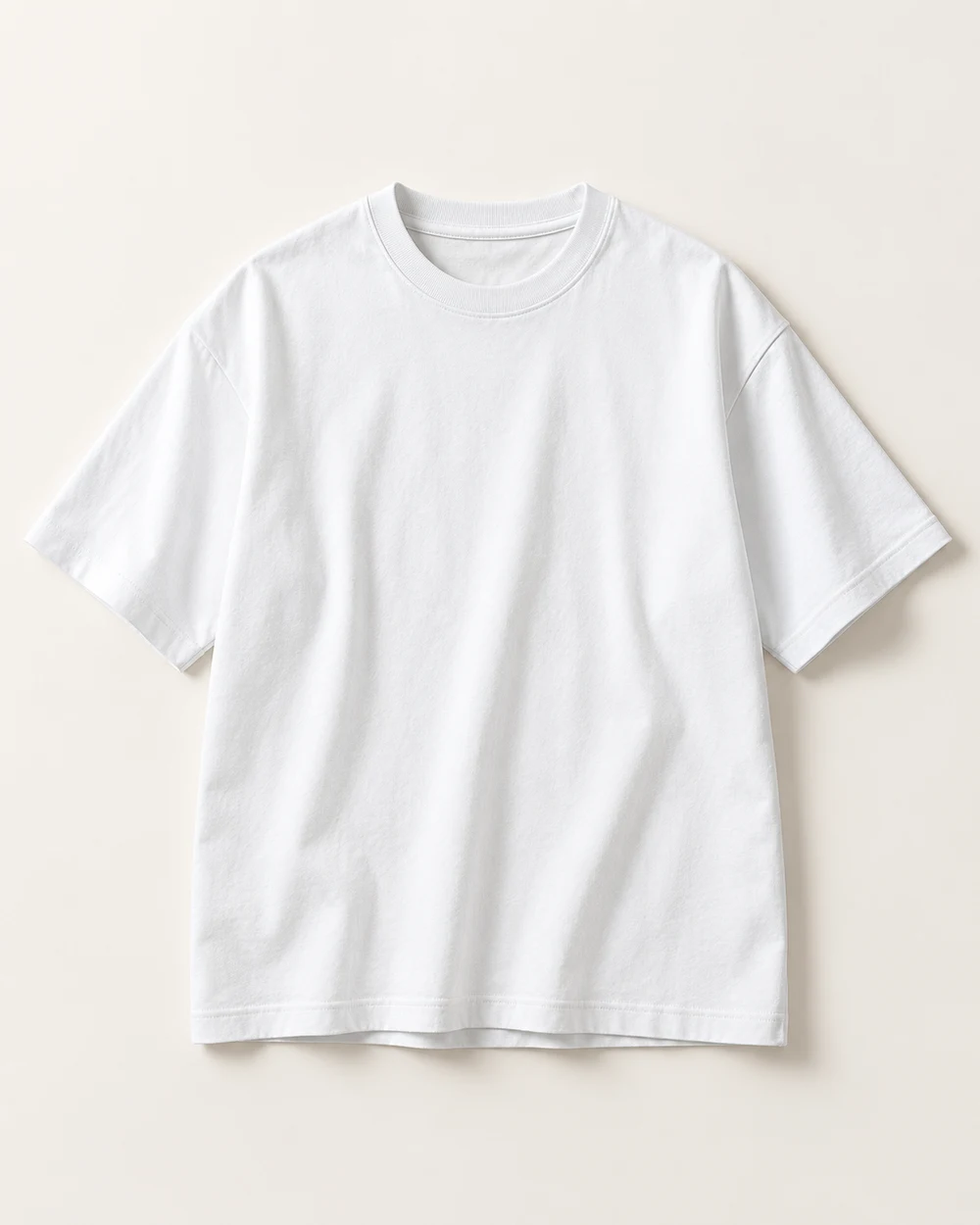 เสื้อยืด Oversize สีขาว